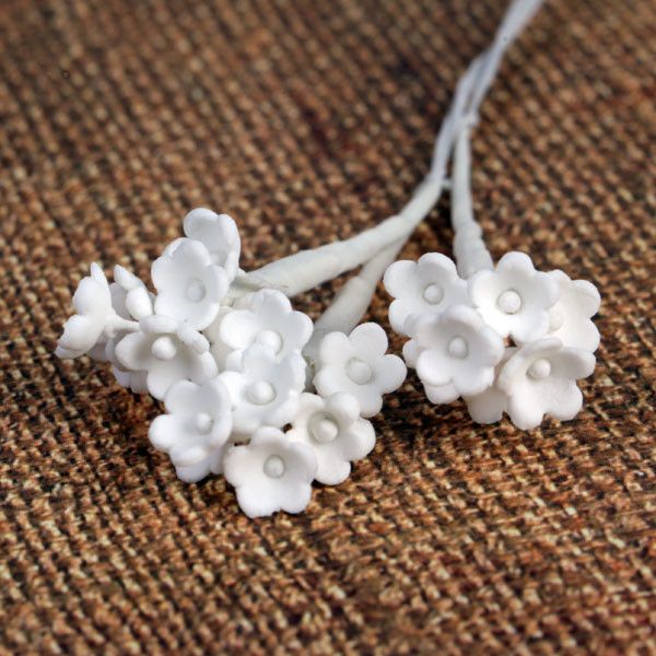 Baby's Breath Sugarflower blossom filler perfect for cake decorating fondant cakes & wedding cakes. Compliments gumpaste flowers well. Wholesale Sugarflower. Caljava