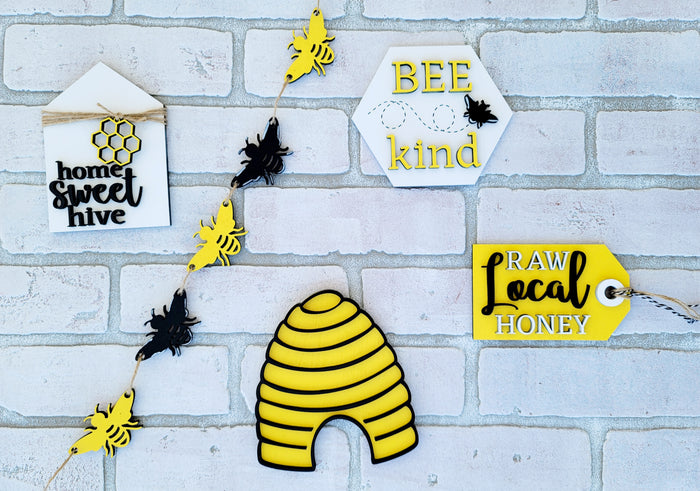 Bee Tiered Tray Set