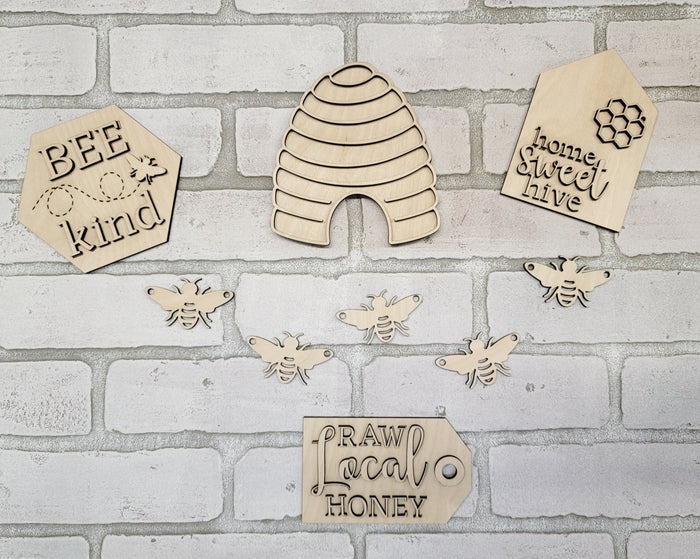 Bee Tiered Tray Set