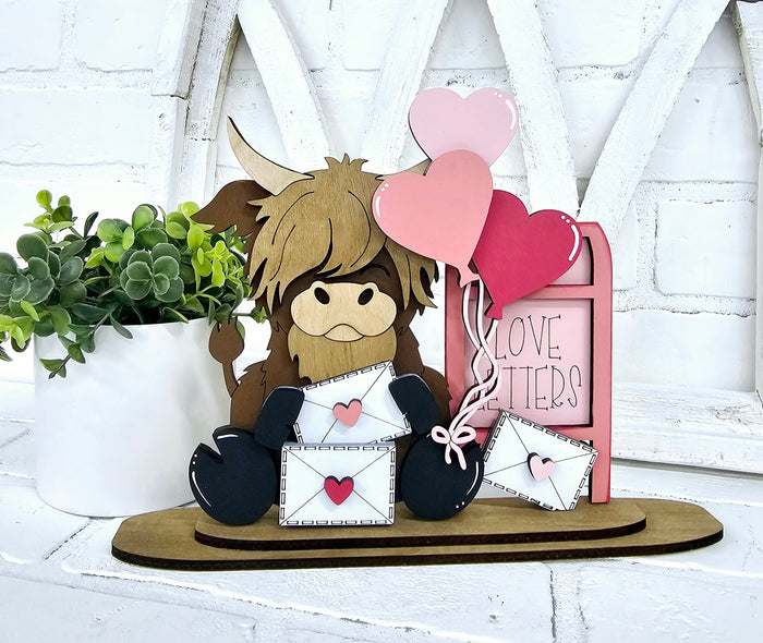 Freestanding Valentines Day Cow-wholesale