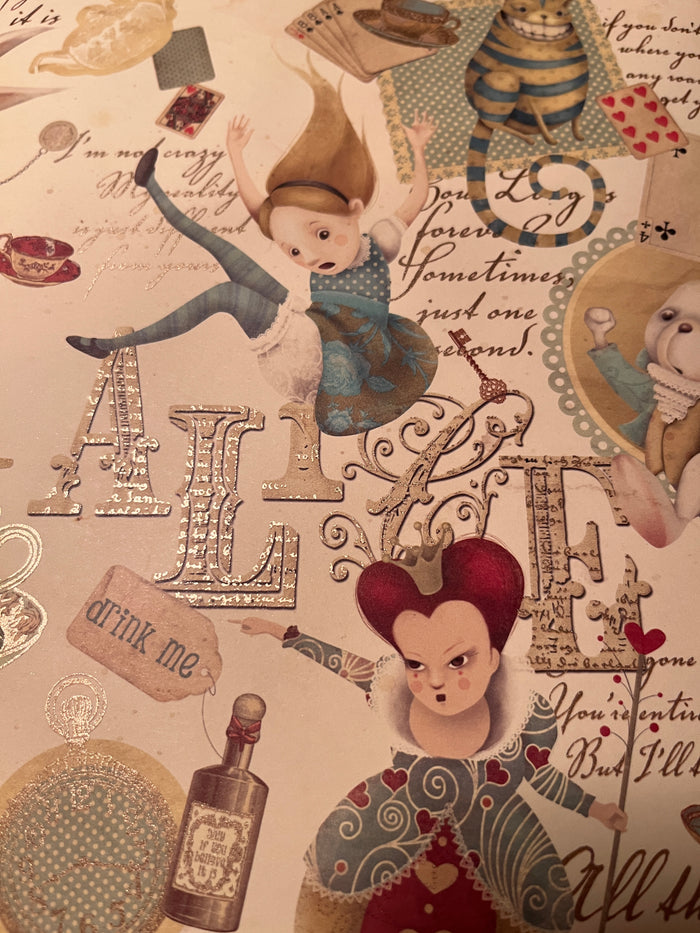 Italian Writing Paper: Alice in Wonderland