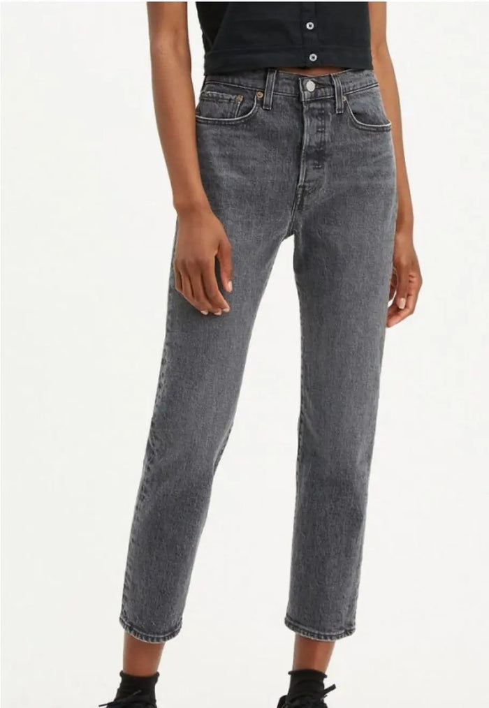 Levi's® Wedgie Straight - Break A Leg Acorn Home + Apparel