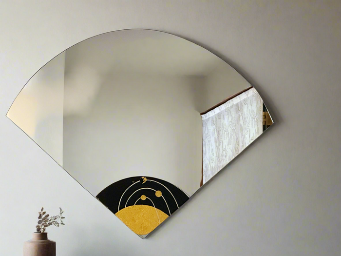 THE GALAXY ARC MIRROR