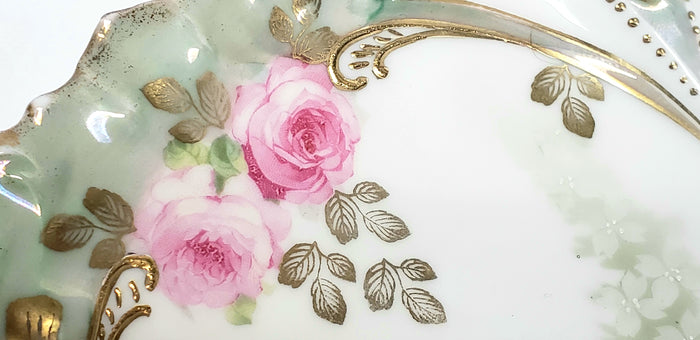 RS Prussia Scalloped Serving Dish w/ Pink Roses w/ Green Swag, Germany c. 1904-1918