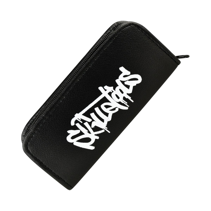 Close-up of the Skilletools Travel Kit Dab Handle & Tips, showcasing a black zippered case with a minimalist design.