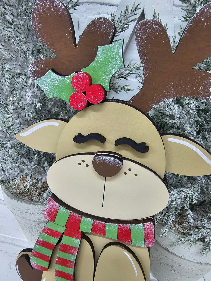 Standing Reindeer-wholesale