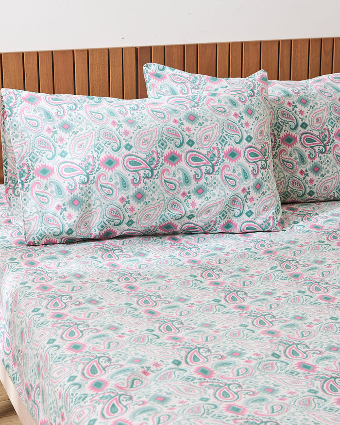 TEAL by Chumbak Paisely Bedsheet, Teal - Queen size, 104 TC