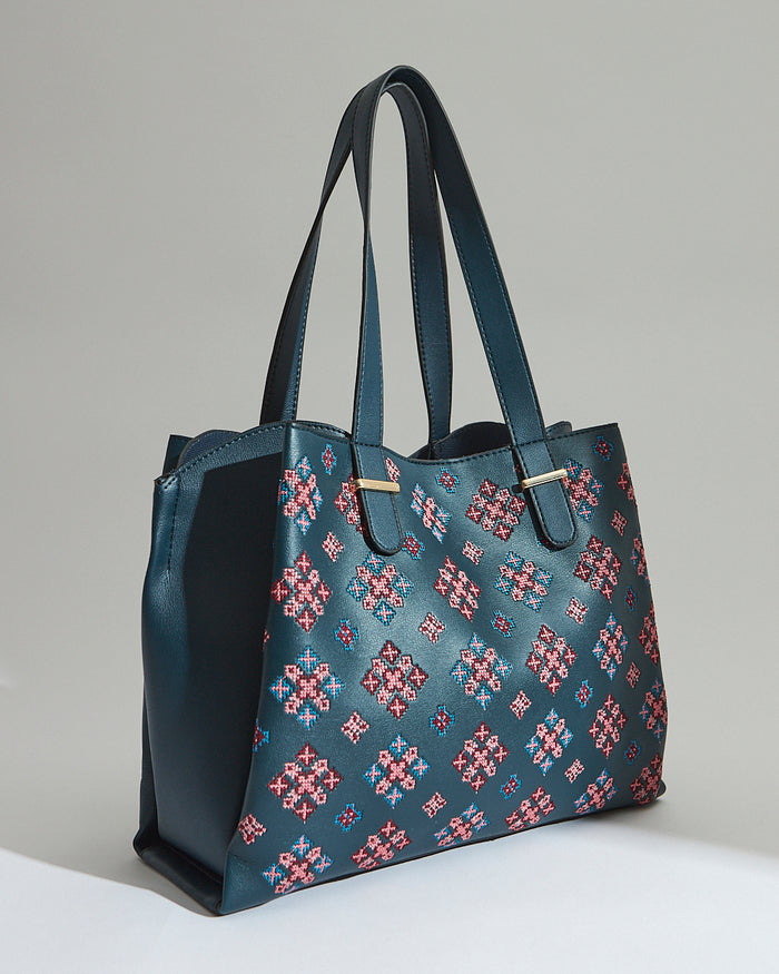 Vibrant Horizon Fashion Tote Bag – Teal Green